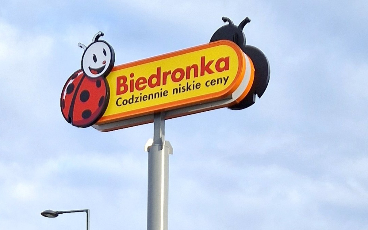 Ważny komunikat dla posiadaczy karty Moja Biedronka. Mają czas tylko do 9 maja