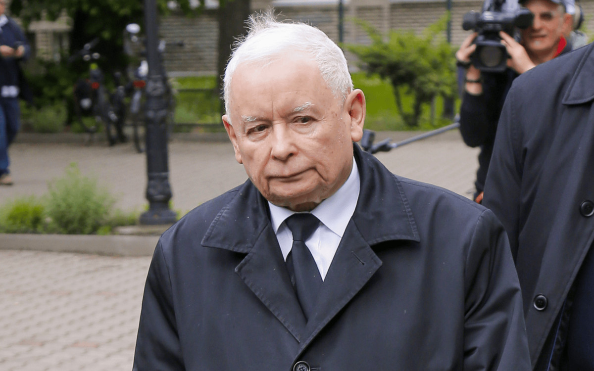 Tajne spotkanie Kaczyńskiego w środku nocy. Media niespodziewanie obiegło zdjęcie