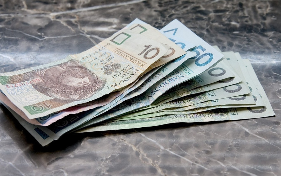 2066 złotych od MOPS. Mało kto wie o tym świadczeniu