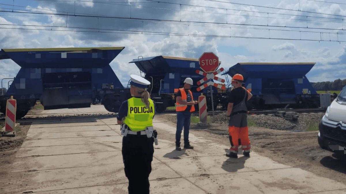 wykolejenie wagonów w Jezierzycach Słupskich fot. KMP w Słupsku