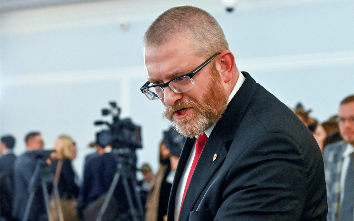 Ciemne chmury nad Grzegorzem Braunem. Parlament Europejski właśnie zdecydował