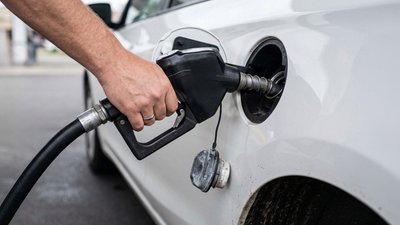 Nowe ceny paliw od 4 kwietnia. Resort właśnie ogłosił, kierowcy muszą wiedzieć