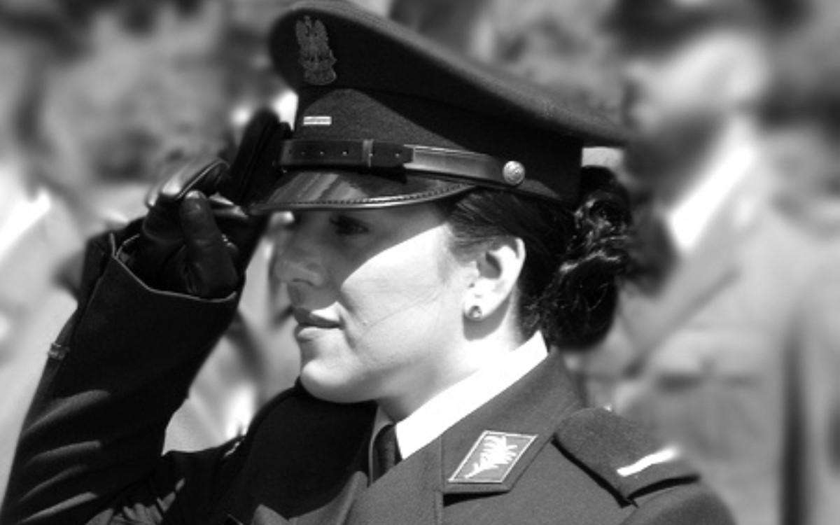 Polska policja w żałobie. Nie żyje 35-letnia policjantka, jechała na służbę