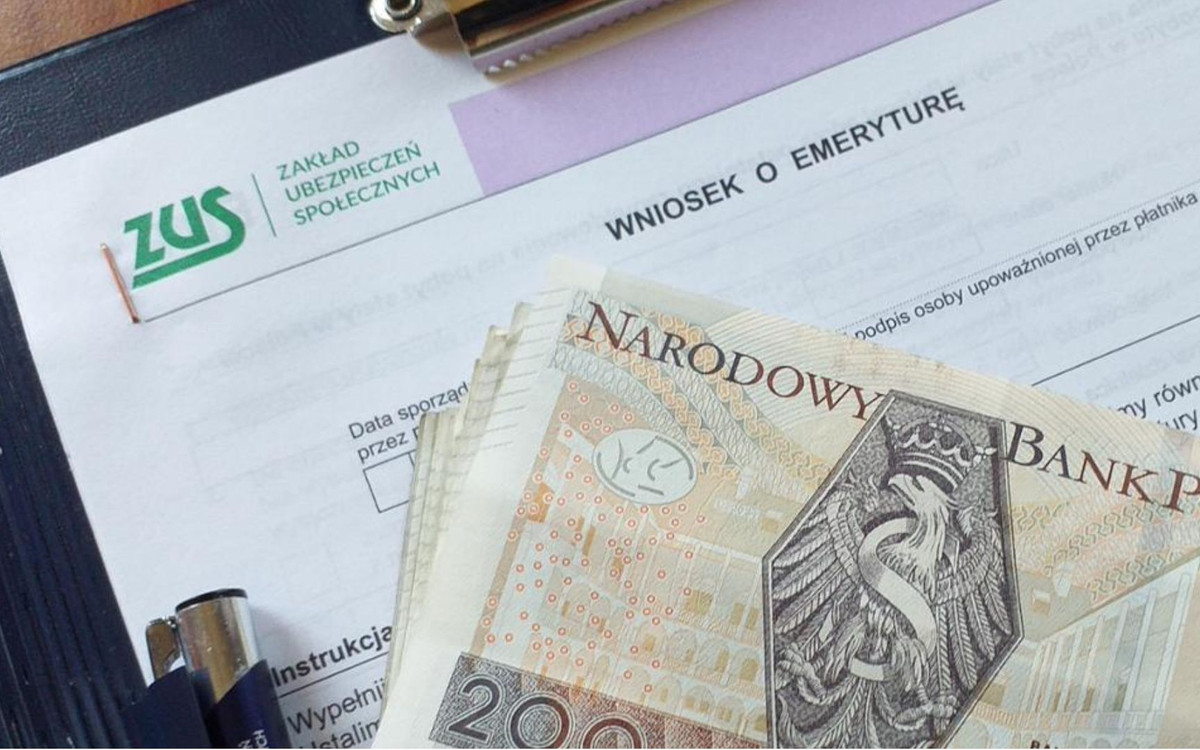 Pracowała 40 lat za minimalną krajową. Niebywałe, ile emerytury teraz dostaje