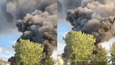 Kłęby dymu widać z wielu kilometrów. Potężny pożar hali, w akcji 14 jednostek straży pożarnej