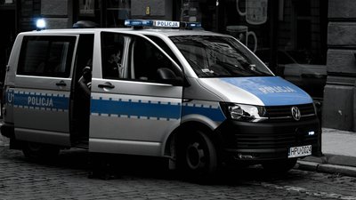 Nie żyje jedna osoba, aż 66 zostało rannych. Z samego rana policja przekazała tragiczne wieści