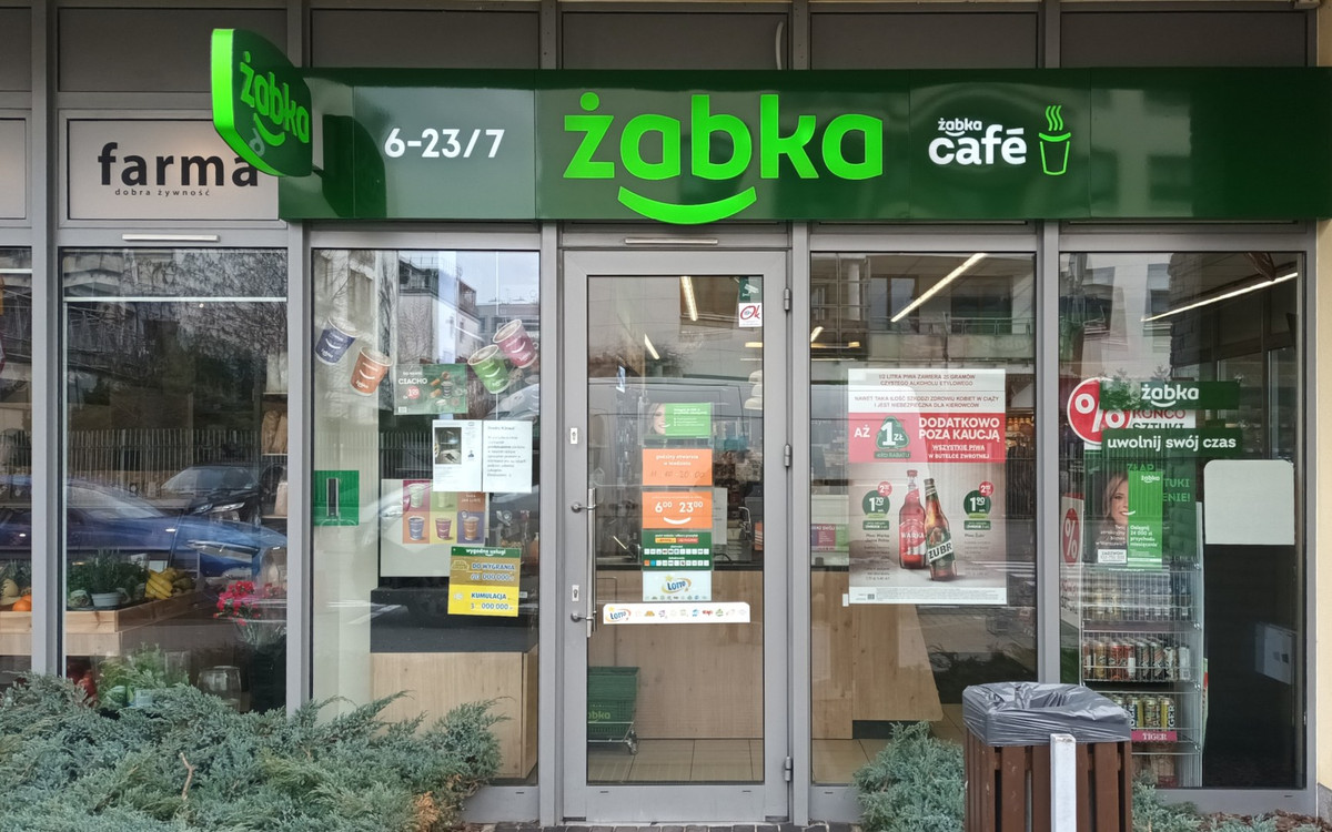 Zaczęło się 8 kwietnia. Żabka ma dla klientów same hity, ceny zaskakują