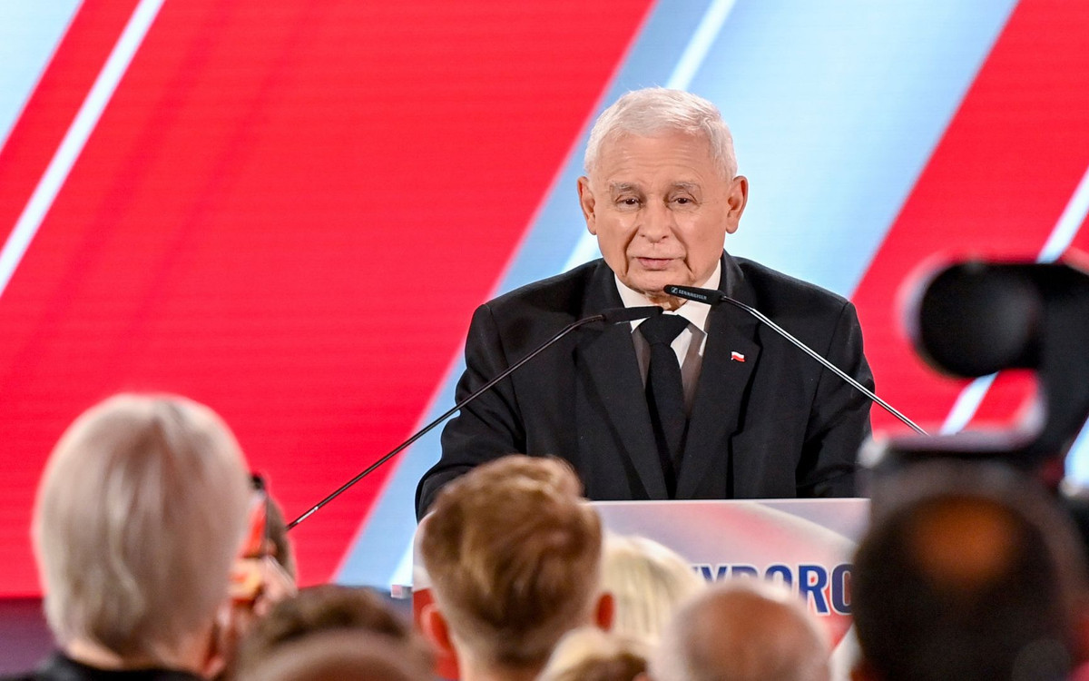 Posłowie PiS dostali nagłą wiadomość od Kaczyńskiego. Sprawa jest pilna