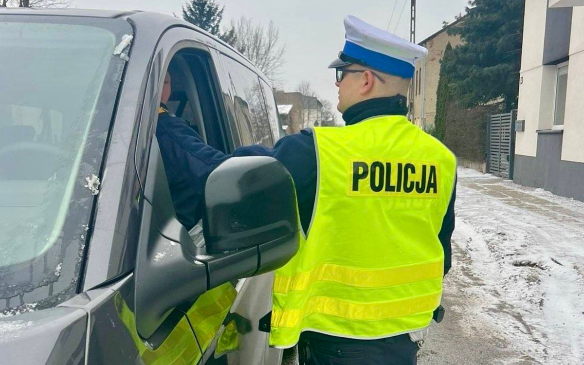 Co zrobić, gdy policjant chce nas wylegitymować? W tych sytuacjach jest to bezprawne