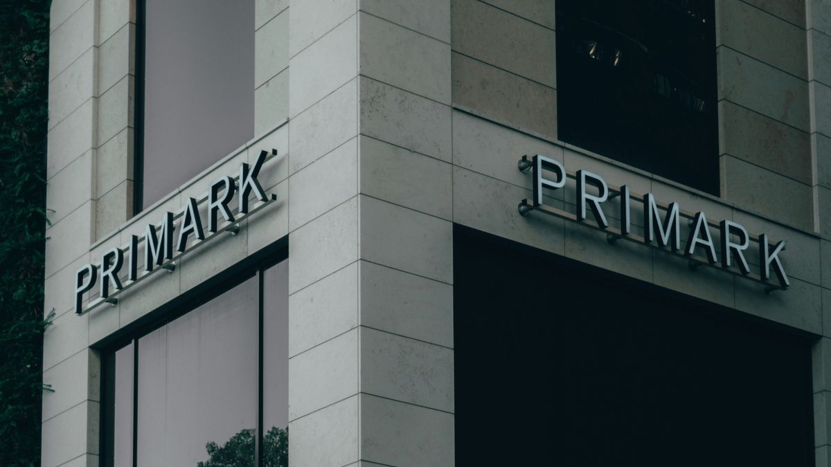 Primark, fot. Jonathan Kemper/ Unsplash