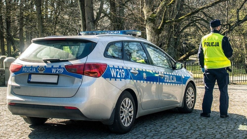 policja fot. Andrzej Rembowski z Pixabay