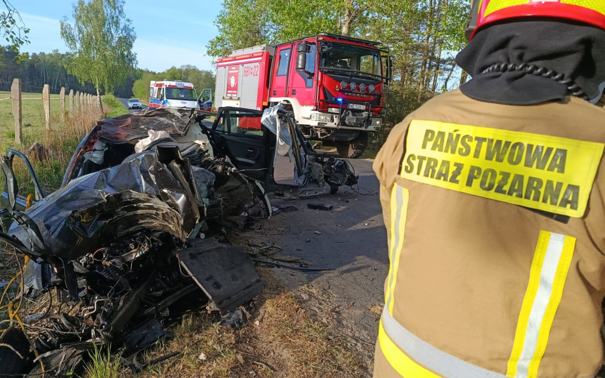 Koszmar na drodze pod Warszawą. Nie żyje jedna osoba