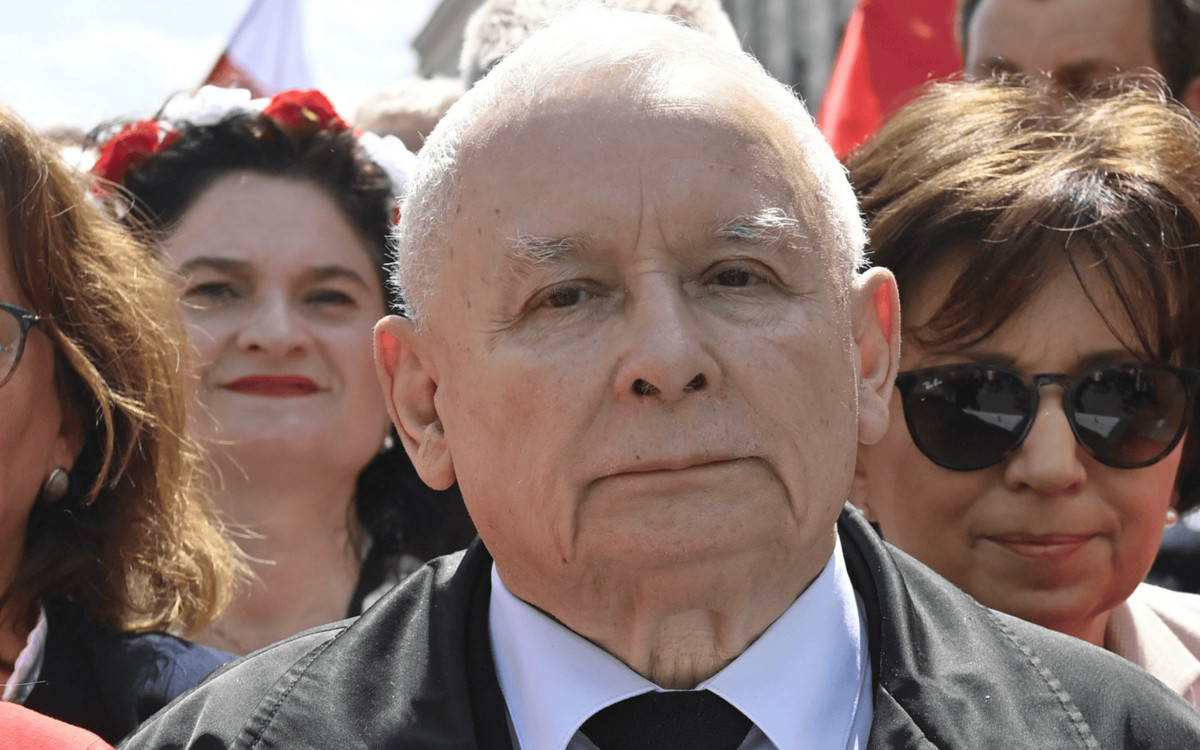 Policja na posesji Jarosława Kaczyńskiego. Wiemy, co się stało