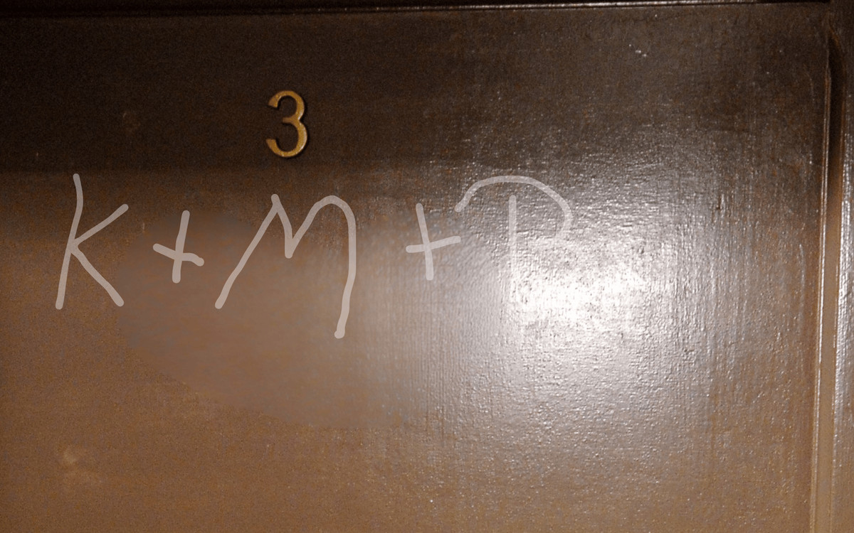 Piszesz „K+M+B” na drzwiach? To wcale nie imiona Trzech Króli