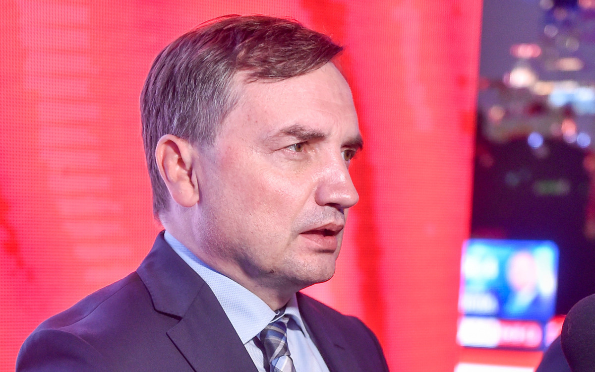 Zbigniew Ziobro na moment otworzył portfel. Ten szczegół mówi wszystko