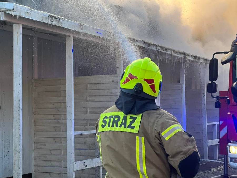Pożar, fot. Facebook @Komenda Wojewódzka Państwowej Straży Pożarnej w Szczecinie