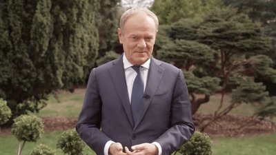 Tusk złożył życzenia wielkanocne. „Dziwny jest ten świat”