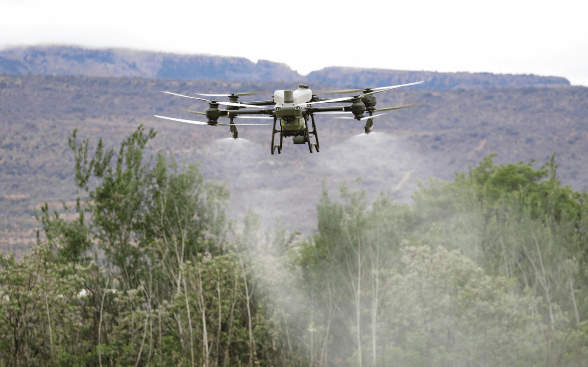 Rosyjski dron rozbił się w nadbałtyckim kraju, uderzył w elektrownię. Wszystkie służby w gotowości