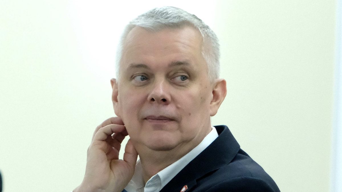 Tomasz Siemoniak, pilne posiedzenie MON fot. KAPiF