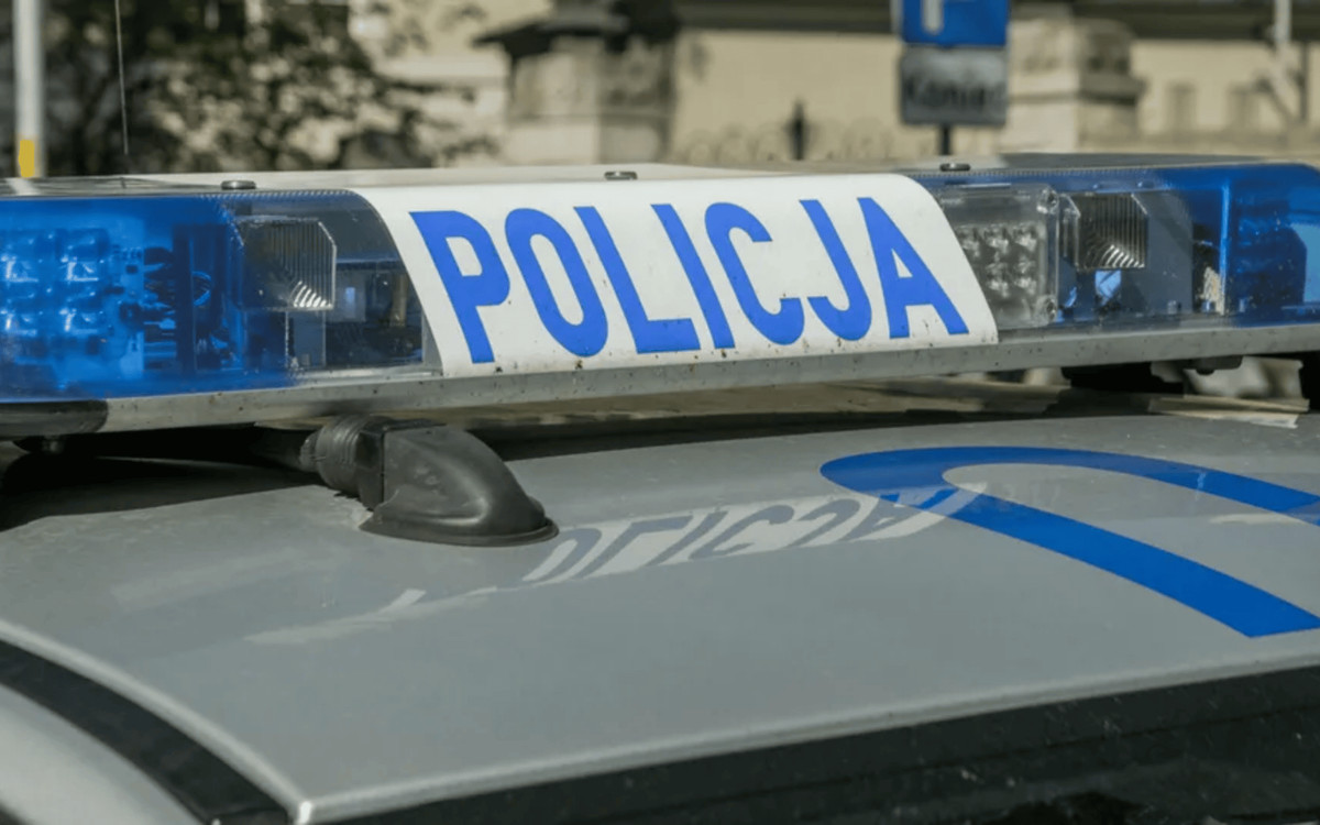 Alarm w markecie, ponad 80 osób uciekało w popłochu. W akcji wszystkie służby