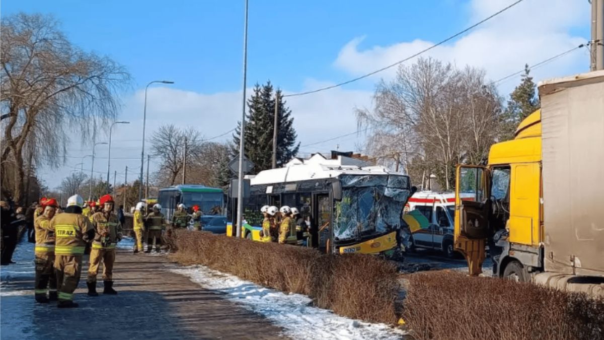 Wypadek w Bełchatowie, fot. KP PSP Bełchatów