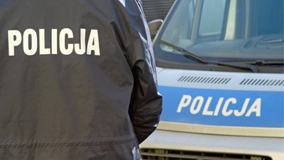 Upiorne odkrycie w Warszawie. Nie żyją dwie osoby, jedna wyskoczyła z okna na widok policjantów
