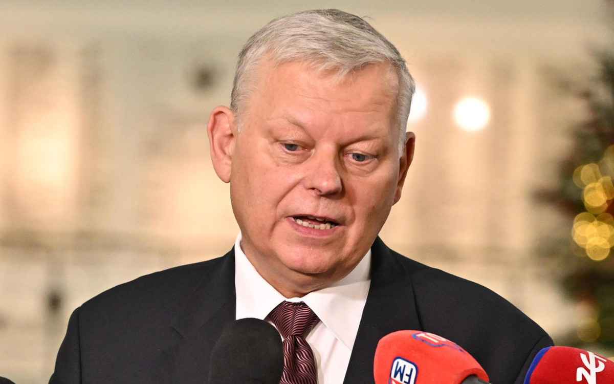 Marek Suski wywołał skandal. Trudno uwierzyć, co zrobił przy żołnierzach, jest nagranie