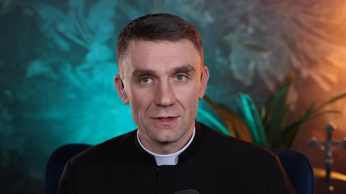 Ksiądz fot. kadrz z YouTube @Teobańkologia