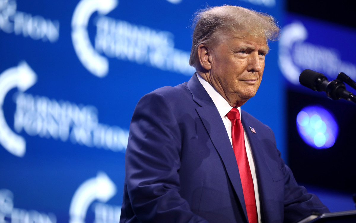 Donald Trump opublikował szokujące zdjęcie. Katolicy są oburzeni