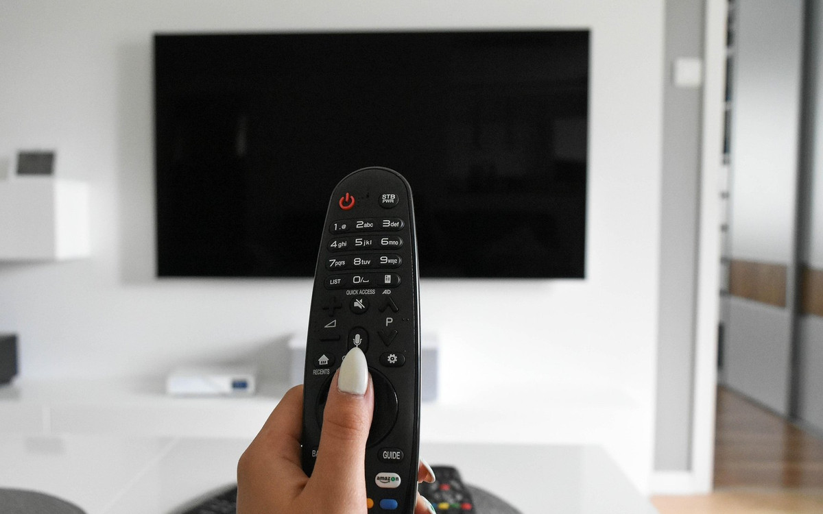 Dziś o 19:55 Polacy wygodnie rozsiądą się przed telewizorami i włączą Polsat. Stacja pokaże uwielbiany film
