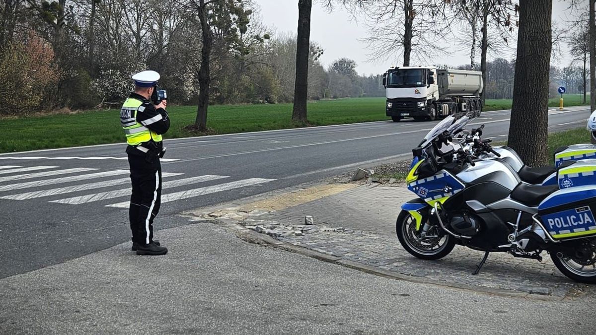 policjant fot. Facebook @Mazowiecka Policja