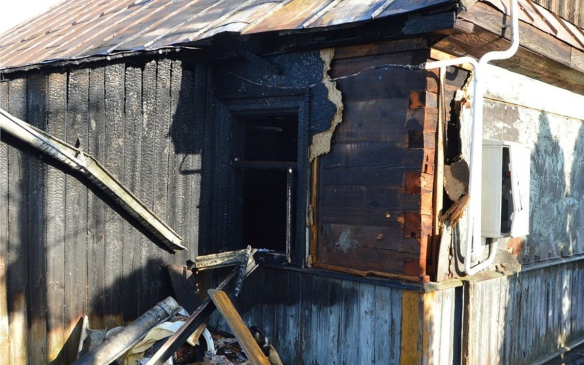 Tragiczny pożar, nie żyje 96-latka. Służby były bezradne
