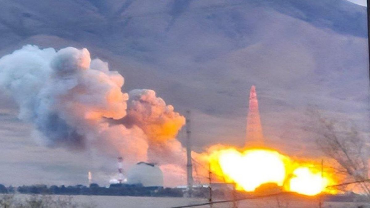 Atak Izraela na reaktor fot. X/Insider Paper