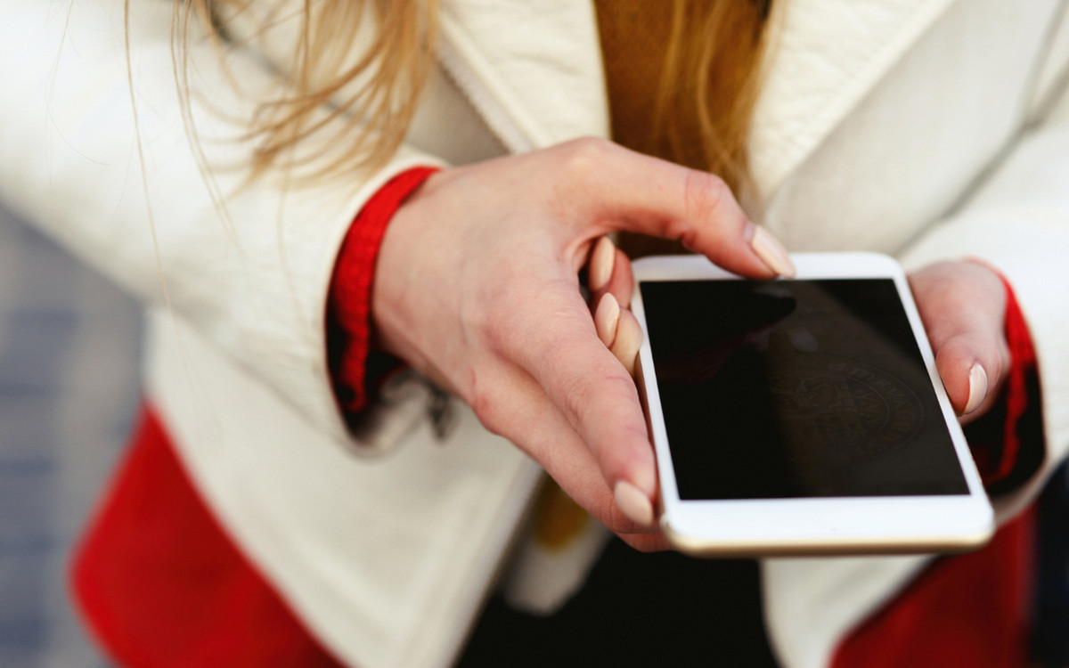 Pod żadnym pozorem nie odpowiadaj na takie SMS-y. Wydano pilne ostrzeżenie, można stracić pieniądze