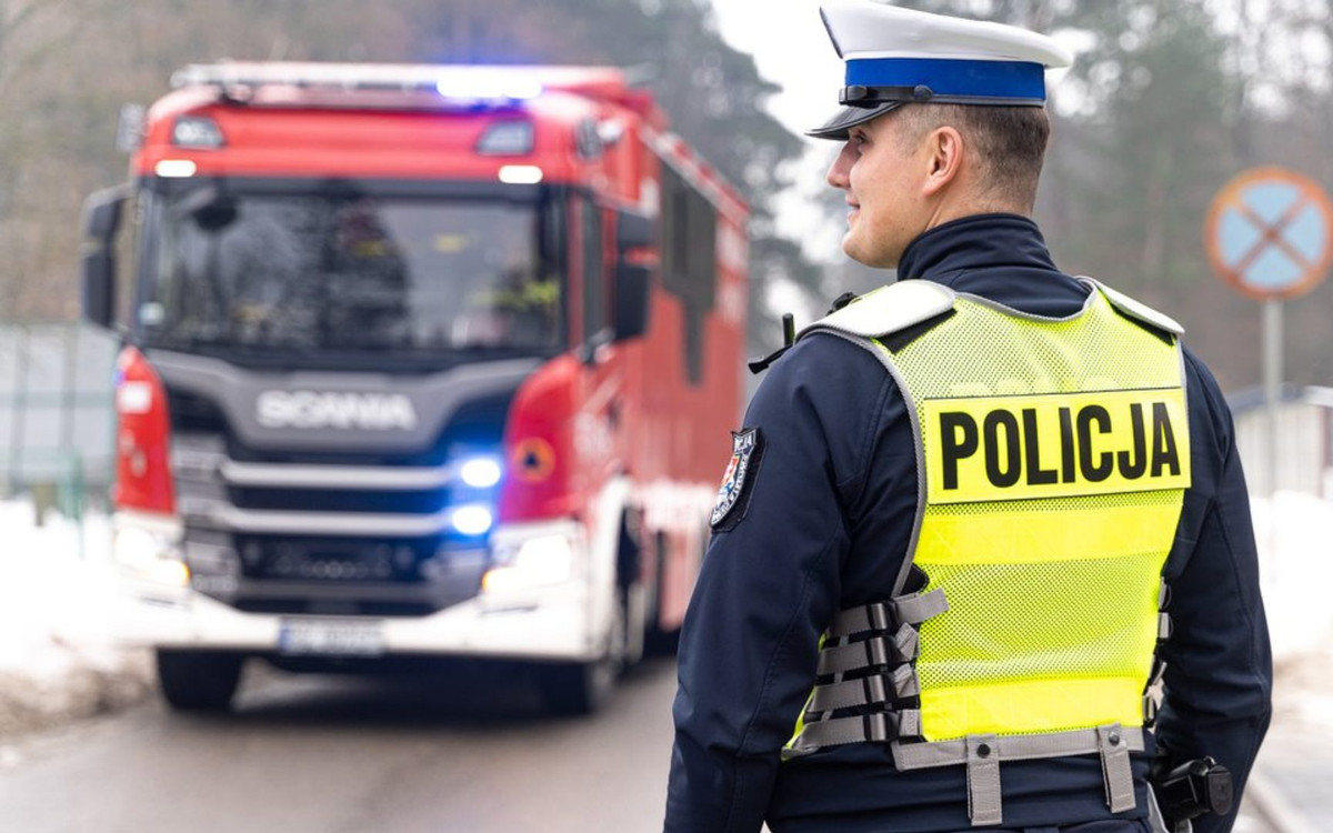 Co zrobić, gdy policjant każe nam odblokować telefon? Każdy powinien o tym wiedzieć