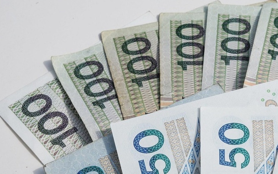 ZUS wydał pilny komunikat. Chodzi o 800 plus, rodzice muszą wiedzieć