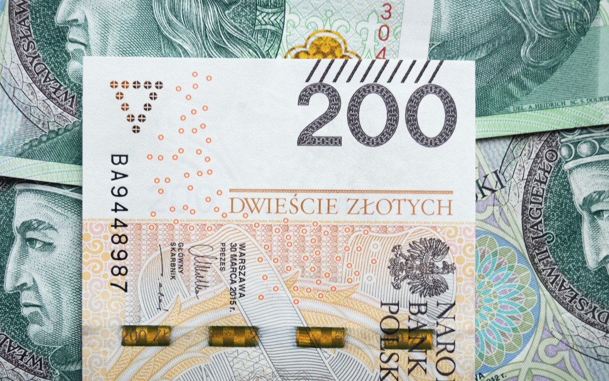 Tyle wynosi najwyższa emerytura w Polsce. Pracował 62 lata i nigdy nie był na L4