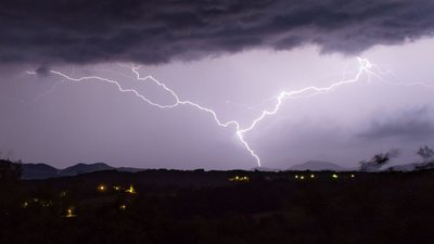 IMGW bije na alarm, wydano pilne alerty dla 10 województw. Zacznie się za kilka godzin