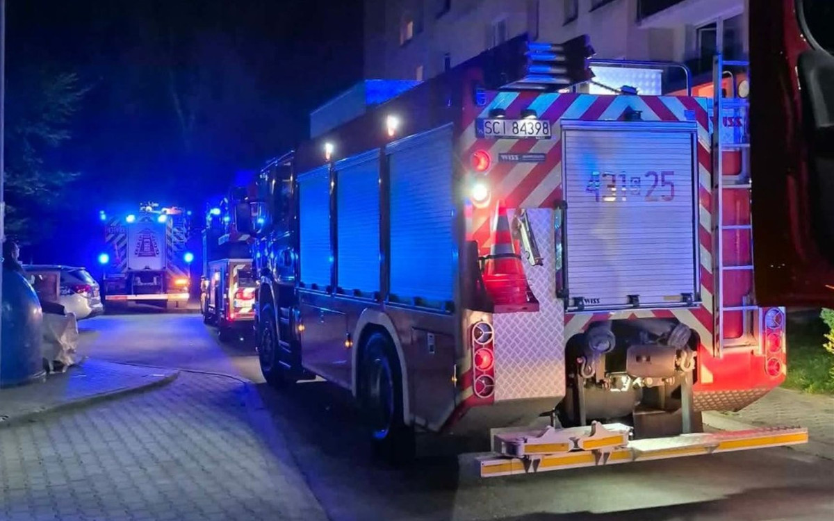 Pożar bloku w Cieszynie. Ewakuowano 60 osób