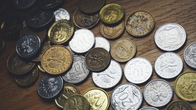 Moneta z PRL-u warta ponad 30 tys. zł. Koniecznie przeszukaj portfel