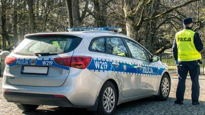 Szokujące sceny na studniówce. Na salę nagle wparowała policja