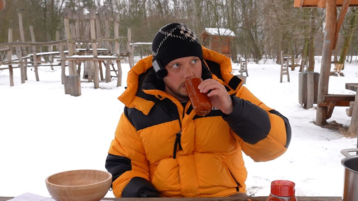 Książulo. Fot. screen z materiału "Zamówiłem wędliny z tiktoka i żałuję" YouTube/Książulo