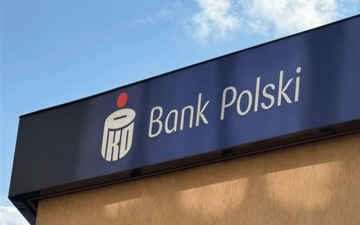 Pilny komunikat PKO BP. Klienci zostaną odcięci od pieniędzy, zostały godziny