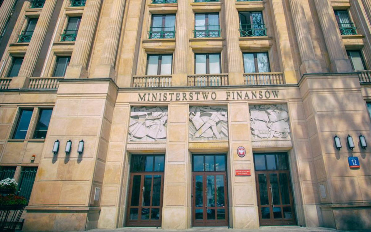 Dramat w siedzibie Ministerstwa Finansów w Warszawie. Padł strzał, nie żyje jedna osoba