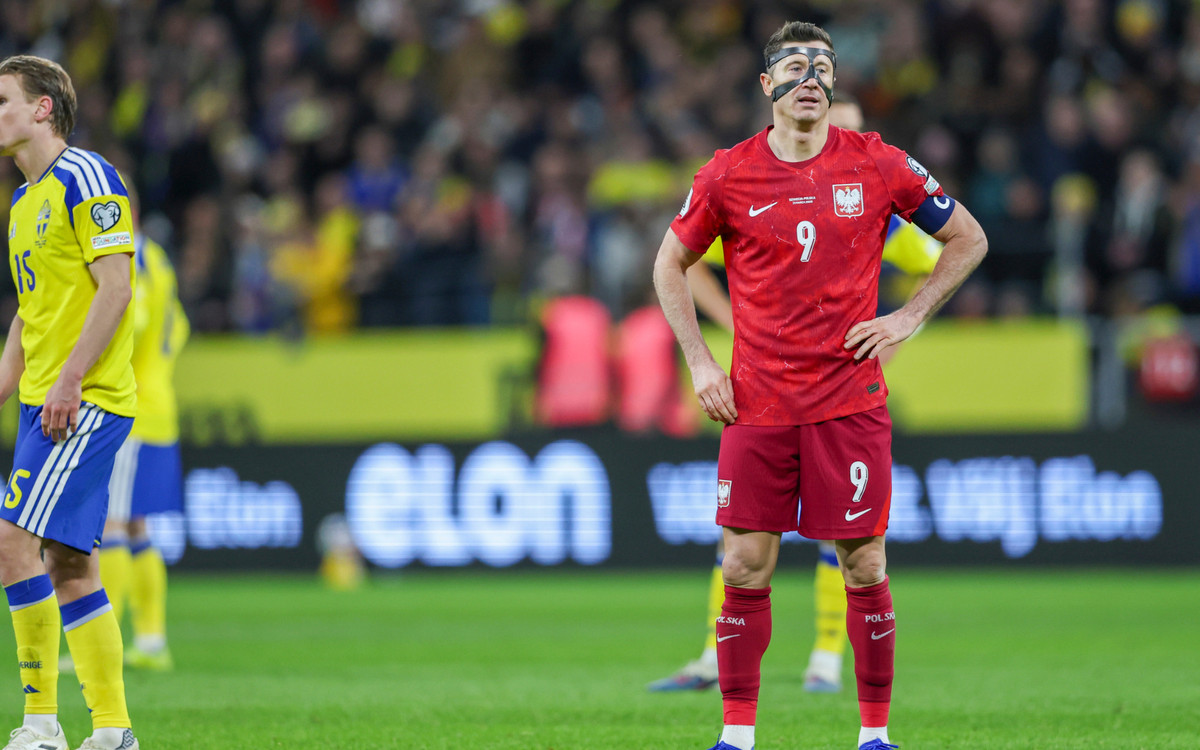 Sędzia oszukał Polaków? Ekspert zobaczył co wyprawiał arbiter i dosadnie skomentował