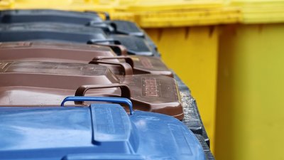 Wywóz śmieci w 2026 r. Te osoby nie będą musiały płacić