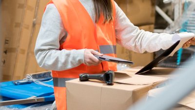 Zamykają polską fabrykę, pracę straci ponad 200 osób. Ich produkty dostępne były w Biedronce