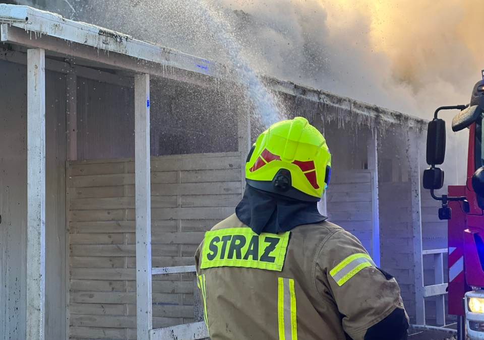 Pożar, fot. Facebook @Komenda Wojewódzka Państwowej Straży Pożarnej w Szczecinie
