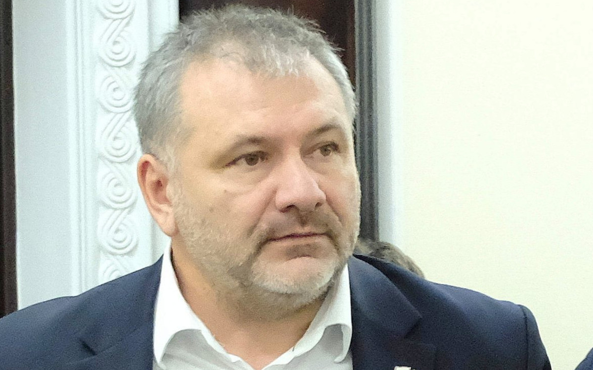 Znany minister zrzeka się immunitetu. Padły poważne oskarżenia, policja wydała komunikat