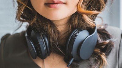 Takiej muzyki słuchają najinteligentniejsi ludzie. Zaskakujące wyniki badań